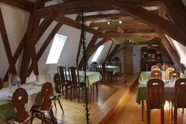 Hotelli Worners Schloss Weingut & Wellness
