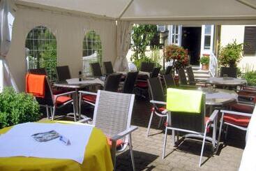 Hotell Garni In Der Breite