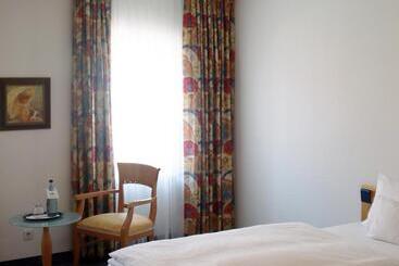 Пансион Gasthof Lang