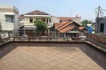 Отель Oyo 3747 Comfort Residence