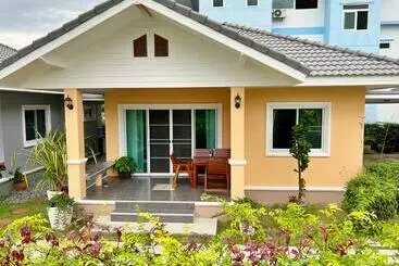 آپارتمانهای توریستها New Home บ้านเดี่ยว สร้างใหม่ ใกล้ทะเล ใจกลางเมืองระยอง