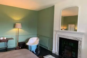 ベッドアンドブレックファースト The Old Vicarage