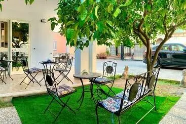 Aamiaismajoitus (B&B) Dimora Leone