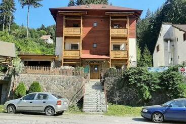 مبيت وإفطار Villa Hope