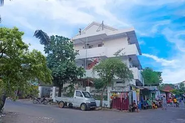 ホテル Oyo 91456 Anggrek Homes Makassar