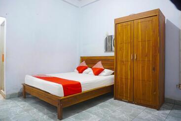 Hotel Oyo 91456 Anggrek Homes Makassar