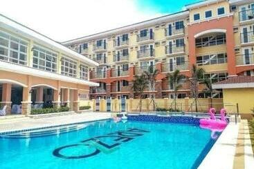 بنسيون Arezzo Place Ak