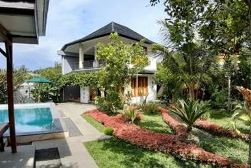 Pensjonat Room In Villa   The Champuhan Villa   Honeymoon Villa With Rice Field View