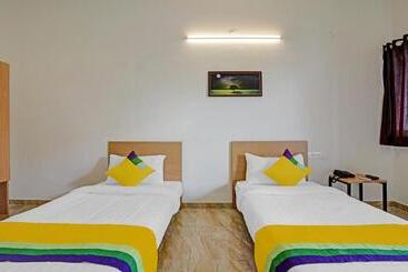 Itsy Hotels Flowers Park