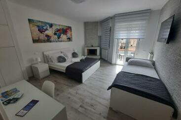 پانسیون Guest House Tra Cielo E Mare