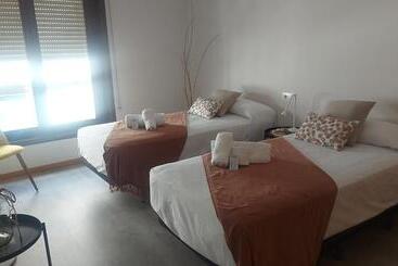 펜션 New J&j Hostel