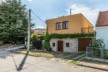 ツーリストアパートメント Prázdninový Dům Pod Vinicí