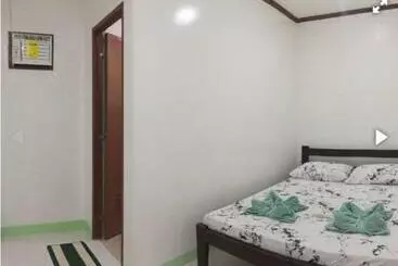 Capsule Hotel Malunggay S Inn