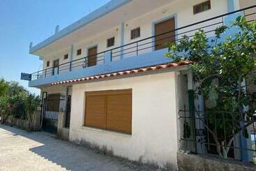 Turist apartmanları Lirim Shenmiter Lukove