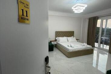 هتل Golden Hill Ksamil