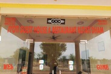 Hotel Oyo 90762 Jyoti Guest House & Restaurant
