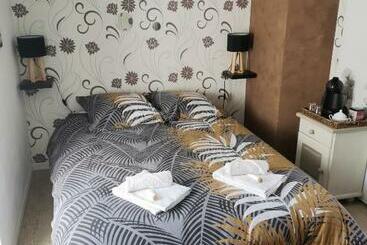 مبيت وإفطار Chambre Privé Avec Salle De Bains Privative Et Dressing