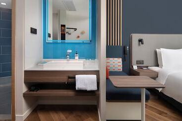 호텔 Holiday Inn Express Xi An Qujiang Center, An Ihg