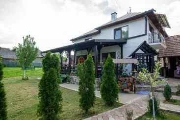 Pensiunea Opincaru