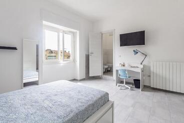 Pensjonat Halloggio Sassari Economy 4p No Elevator