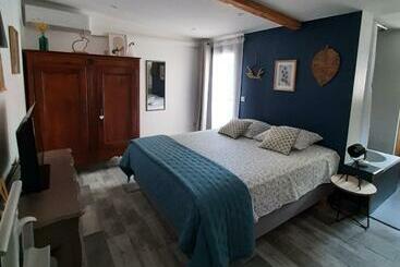 צימר La Colinière, Chambre D Hôtes