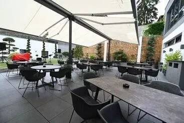 Hotel Aniroc Signature