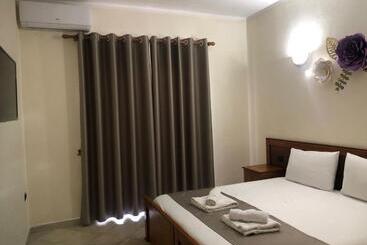 Hotel Relax Apartment &