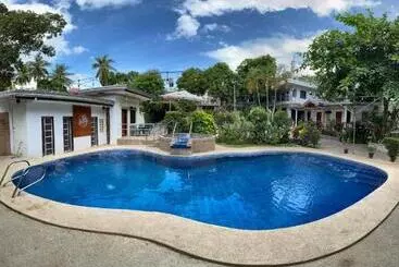 Ilawoods Resort And Sanctuary By Cocotel