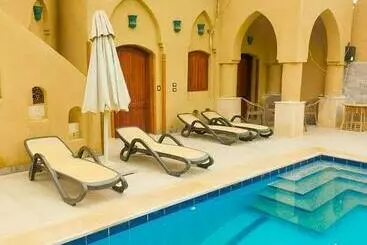 آپارتمان‌های توریست‌ها Gold S Villa