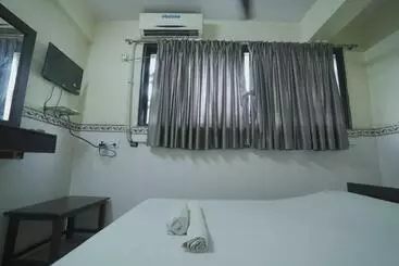 Otel Swayam Lodging & Boarding By Wb Inn