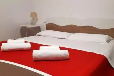 پانسیون Goldmine Guest House 2