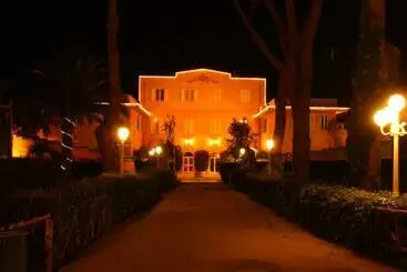 Aparthotel Dependance Parco Dei Principi