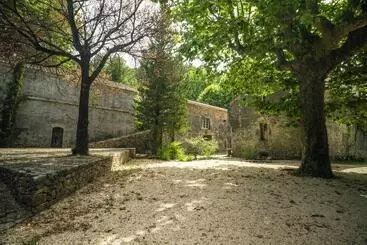 ホテル Montrieux Le Hameau