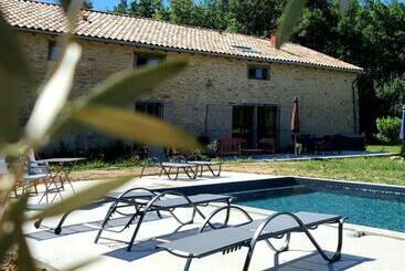 Пансион La Première Vigne