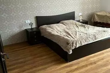 ペンション Meghratun Guest House / мегратун гостевой дом / մեղրատուն հյուրատուն