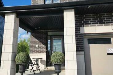פנסיון Place You Can Call Home !!! Near Ottawa Airport