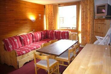 Appartamenti turistici Spacieux Appartement 3 Pièces Pour 8 Personnes Avec Balcon, Centre Station   Fr 1 181 2113