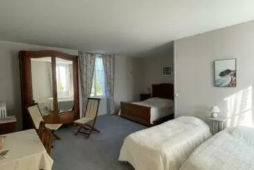 Bed & Breakfast Ferme Fortifiée D Enguenard