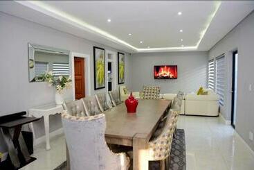 Пансион Olive Boutique And Accommodation