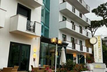 בית מלון כפרי Trieste