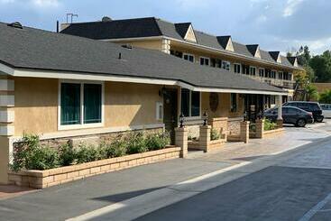 ホテル Walnut Inn & Suites West Covina