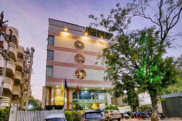 Hotell Amrit Residency