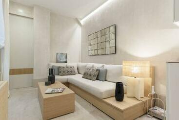 Pisos turísticos Recoletos Exclusive Private Apartment I   1ºinterior  Eleven Host