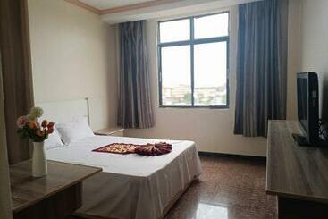 فندق Eastern Plaza