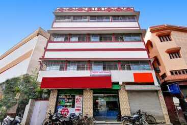 Hotel Goroomgo Vhyom Sky Palace Near Sakherbazar Metro Station Kolkata