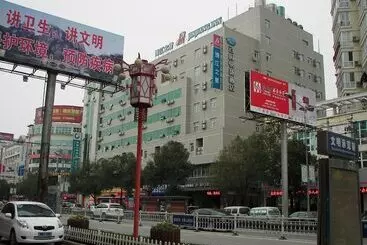 Отель Jinjiang Inn Fuding Taimu Avenue