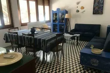 ツーリストアパートメント Casa Vacanze Sul Mare Da Lina