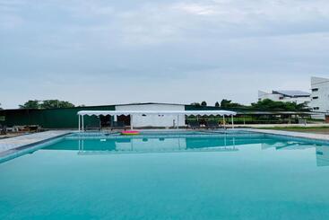 Hotel Vasant Vihar Resort