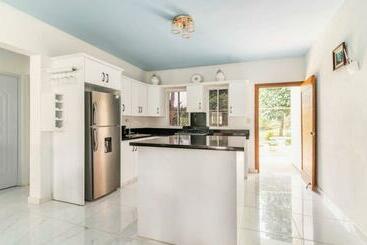 דירות לתיירים Hermosa Villa En Sosúa A Tan Solo 3 Minutos De La Playa