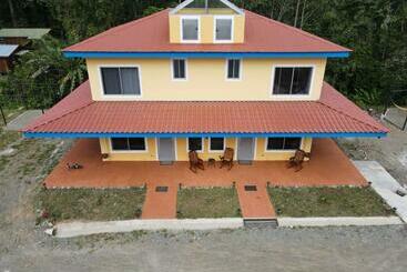 شقق خاصة سياحية The Spot @ Cocles